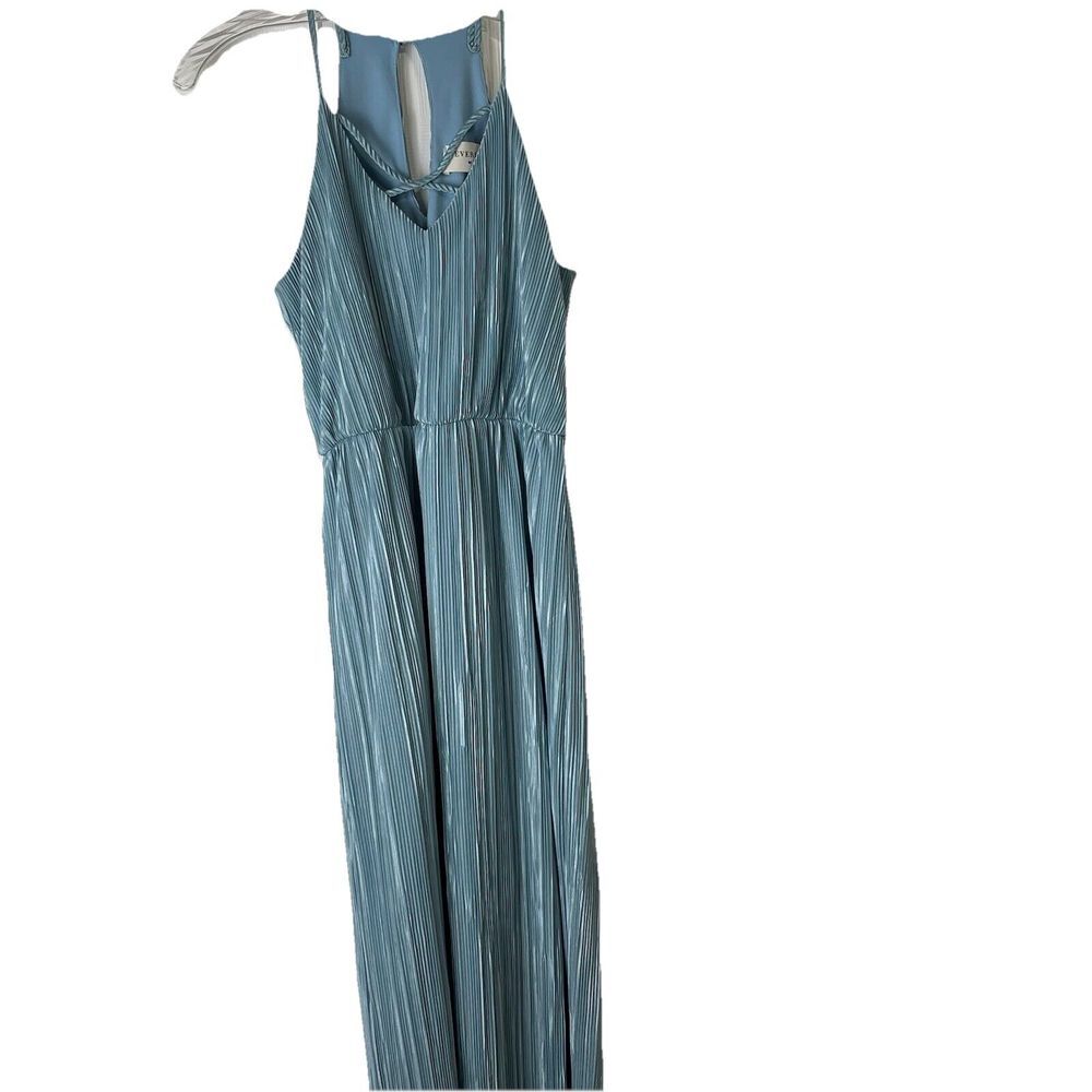 Everly Blue Pleated Racerback Style Dress SzS Keyhole Back V Neck Feminine Midi